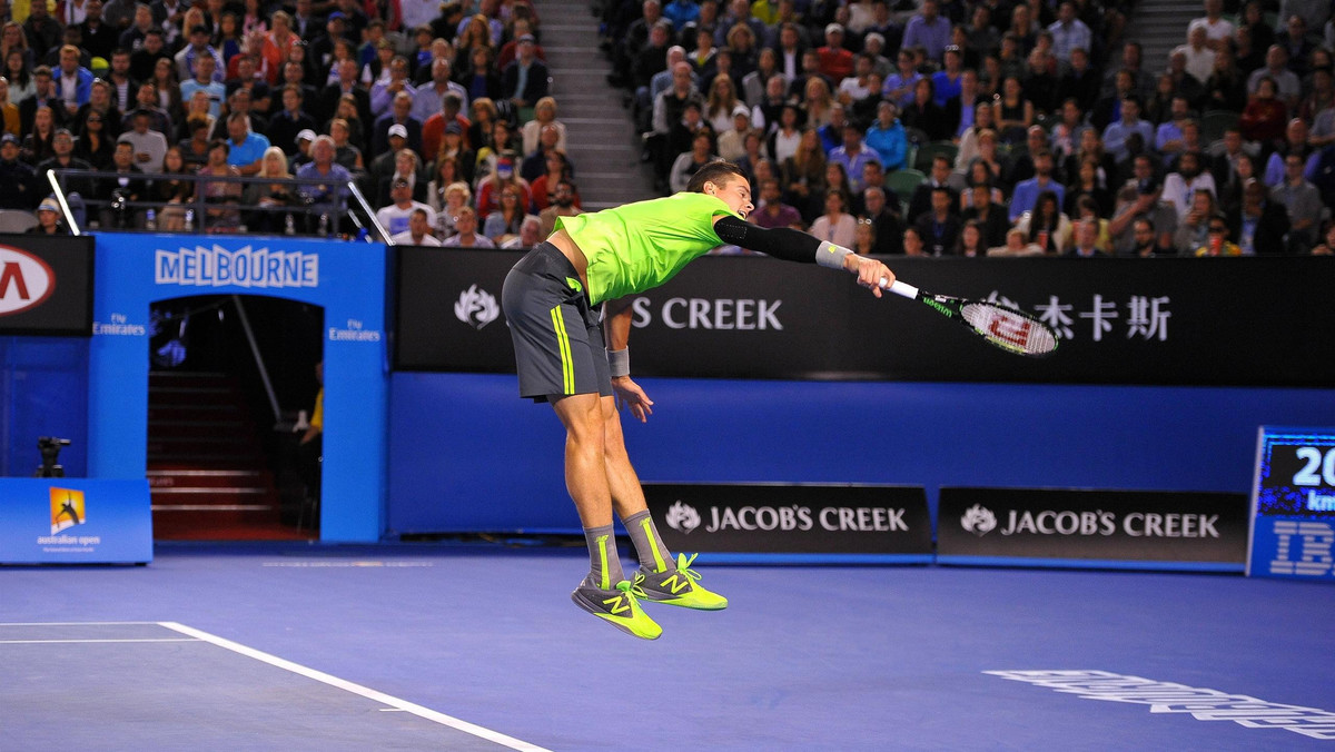 Na 1/8 finału swoją przygodę z turniejem ATP na twardych kortach w Marsylii zakończył Milos Raonic. Kanadyjczyk uległ 4:6, 6:3, 6:7 (3-7) Włochowi Simone Boleliemu.