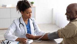 Patients treated by female doctors have a better chance of recovery [AmericanHeart]