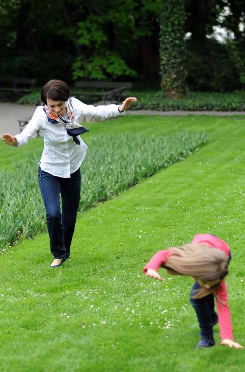 Żona Napieralskiego: Siedzi i ogląda "Gwiezdne wojny"