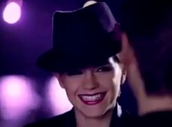 Ależ ona wyrosła. Gwiazda "Harrego Pottera" w zmysłowej reklamie.