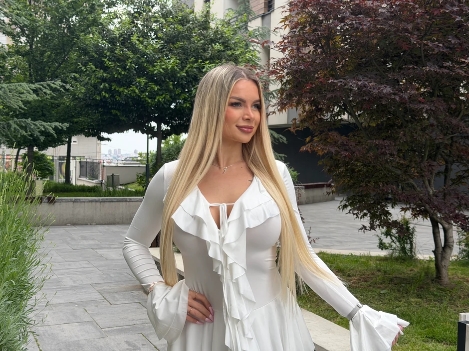 Anju pred "Elitu 10" ostavio dečko, otkrila pravi razlog u prenosu uživo