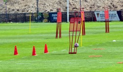 Już tylko dwa kluby ekstraklasy bez zgody na treningi grupowe