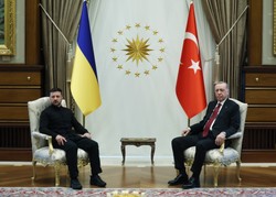 Ruszą rozmowy pokojowe z Rosją? Trzygodzinne spotkanie Zełenski–Erdogan zakończone