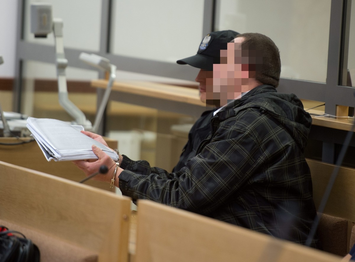 35-letni motorniczy Piotr M.