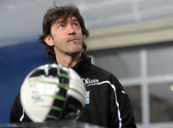 Porażka z Ruchem może oznaczać koniec Bakero w Lechu