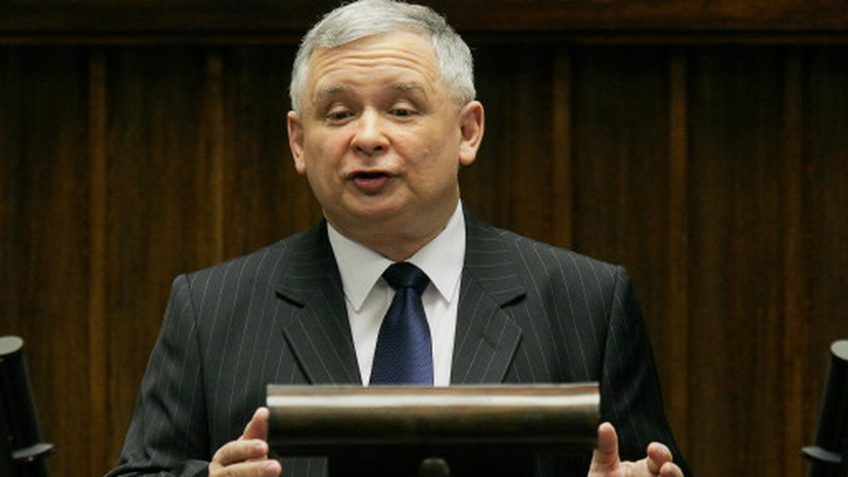 Prezes PiS Jarosław Kaczyński udzielił Adamowi Lipińskiemu pełnomocnictwa do kierowania Prawem i Sprawiedliwością - czytamy na stronie internetowej tygodnika "Wprost".
