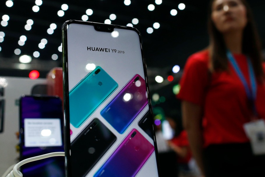 Smartfony Huawei świetnie się sprzedają