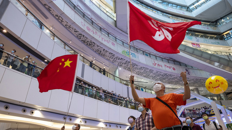 Kibice w Hongkongu oglądają transmisję z Tokio