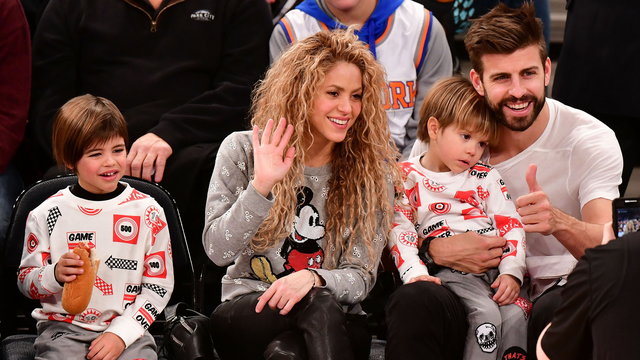 Shakira keményen beleállt Piquébe, amiért élő adásban mutogatta a neten közös kisfiukat
