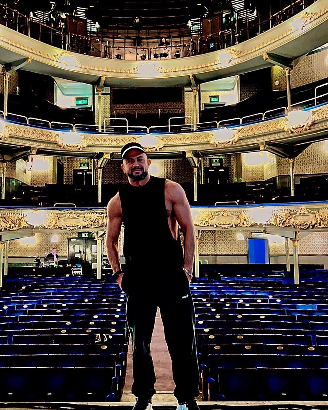 Zomrel britský tanečník Robin Windson.