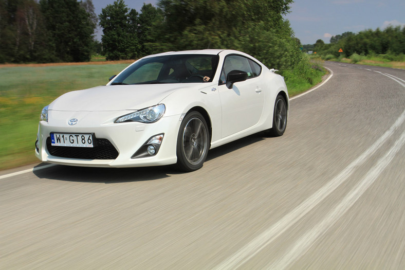 Toyota GT86: sportowiec z krwi i kości