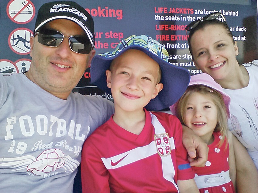 Darko Ponjiger sa porodicom živi u Krajstčerču