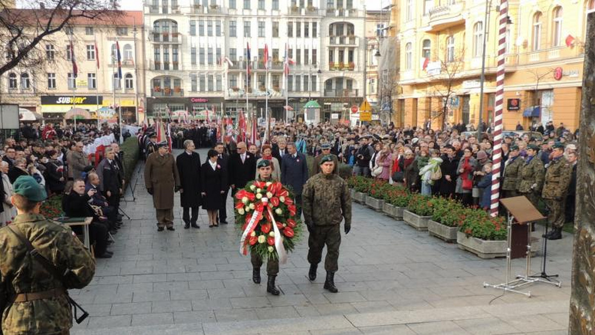 Mieszkańcy Pomorza i Kujaw świętują 96. rocznicę odzyskania niepodległości przez Polskę.