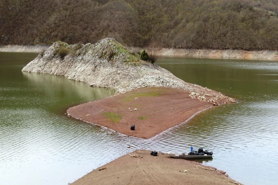 Deponija Goveđak nalazi se u slivu reke Uvac
