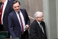 Prezes PiS Jarosław Kaczyński i minister sprawiedliwości Zbigniew Ziobro w Sejmie