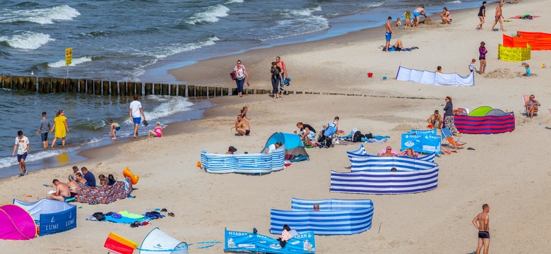 Drożej w górach czy nad morzem? Porównanie cen jedzenia w wakacyjnych miejscowościach