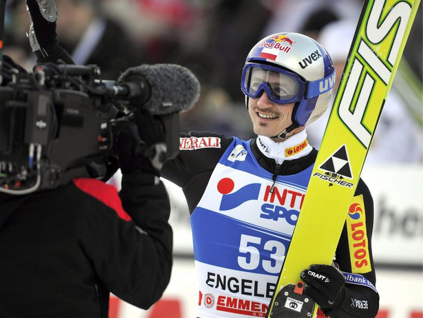 Znów podium! Małysz trzeci w Engelbergu