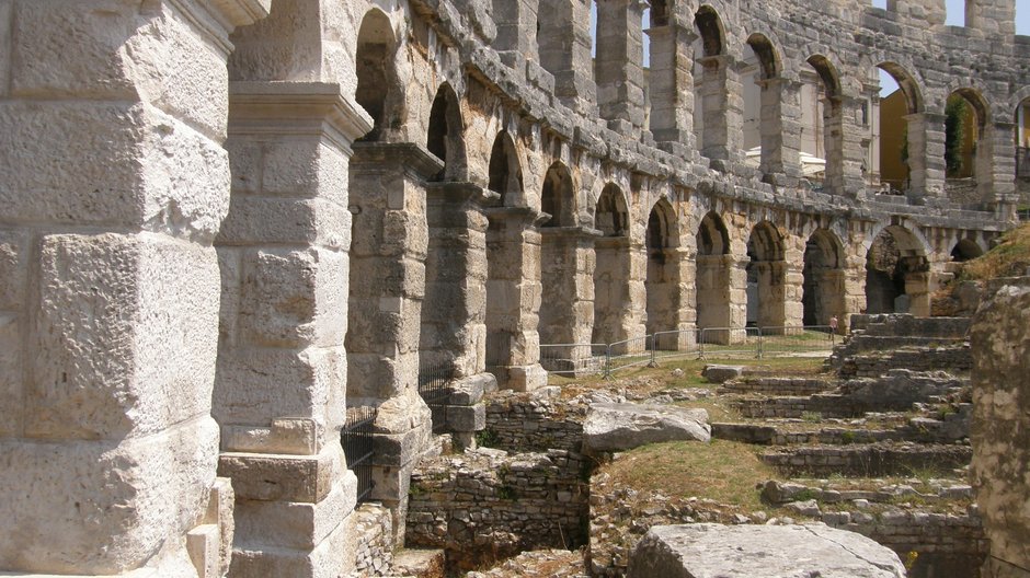 Pula