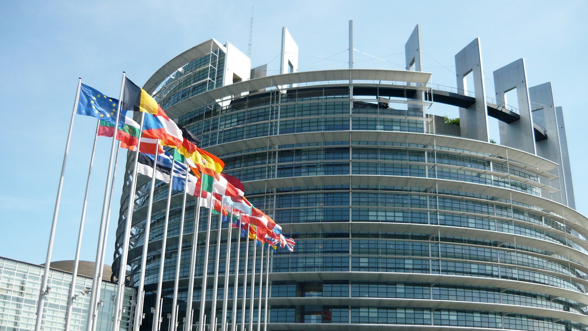 Konferencja Przewodniczących PE  po około dwugodzinnym spotkaniu nie podjęła decyzji w sprawie ewentualnego głosowania nad umową o brexicie. Szef PE poinformował, że europarlament podejmie decyzję ws. umowy po zatwierdzeniu jej przez Izbę Gmin.