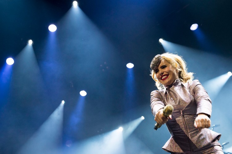Paloma Faith w starym stylu...