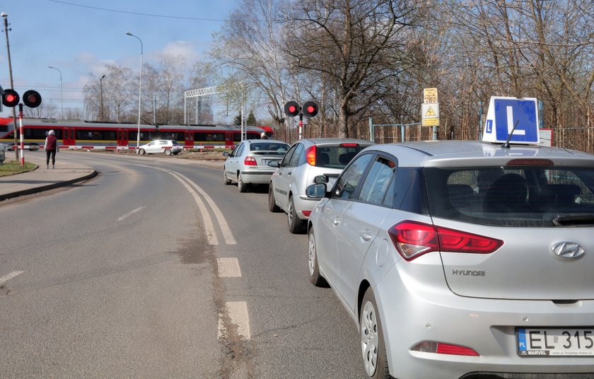 Remont przejazdu kolejowego na Wróblewskiego