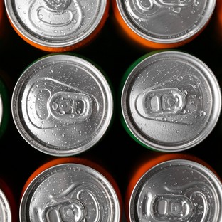 Energiaitalok cukor - és koffeintartalmát vizsgálta a Nébih