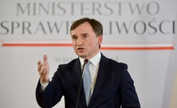 Ziobro o opinii rzecznika TSUE: Niespójna, niekonsekwentna, broni patologii w polskim sądownictwie
