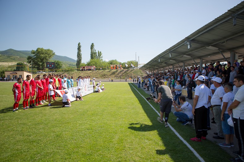 Stadion w Askeranie. Mecz Abchazja-Czameria