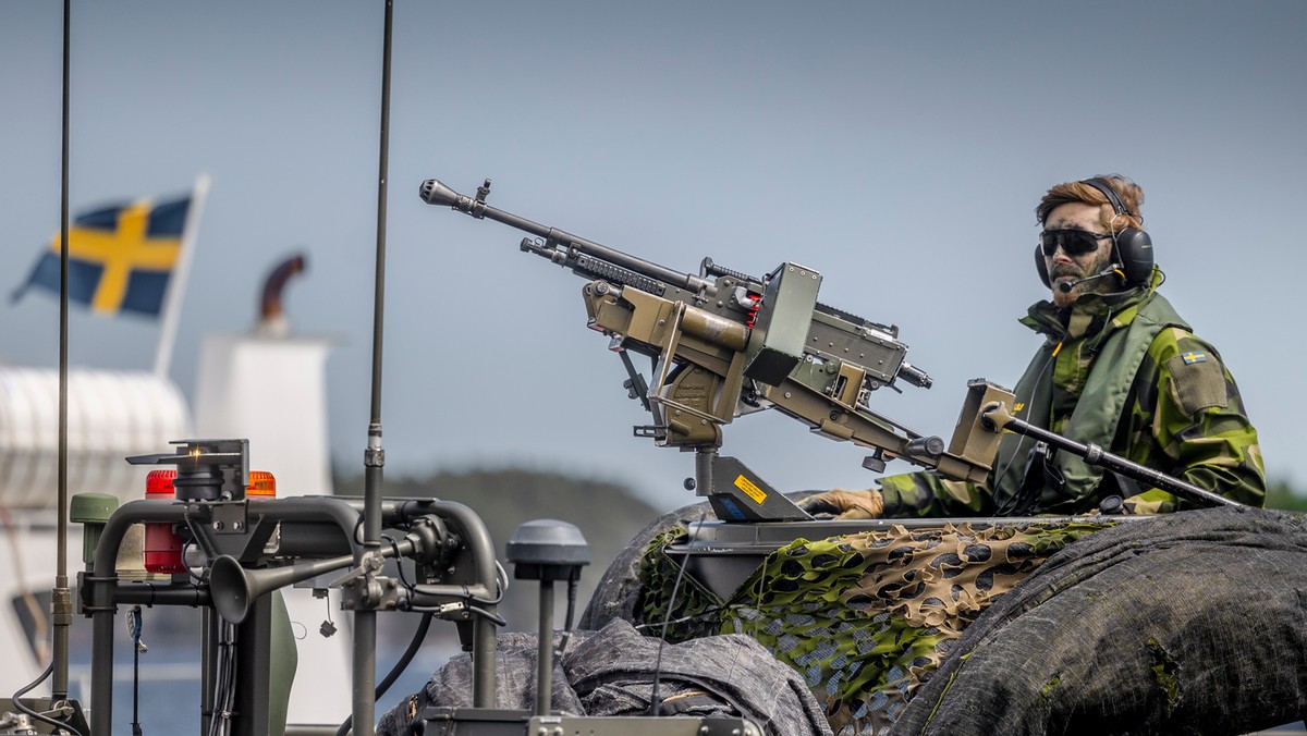 Szwecja wysyła okręty wojenne i samoloty do misji NATO na Morzu Bałtyckim w odpowiedzi na działania Moskwy [Źródło: Onet]