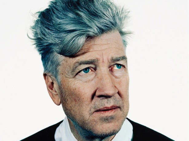 Szalony klaun David Lynch mistrzem dziwnych klimatów na... nowej płycie