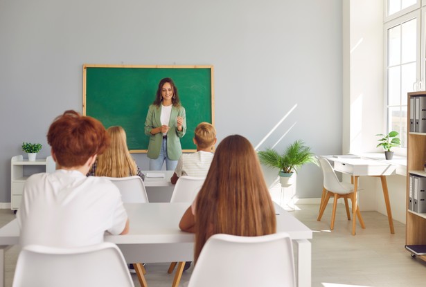 Nagrody dla nauczycieli aż 4 razy wyższe?! Wielkie zmiany w Karcie Nauczyciela