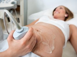 Masz prawo! To trzeba wiedzieć o badaniach w ciąży w czasie pracy