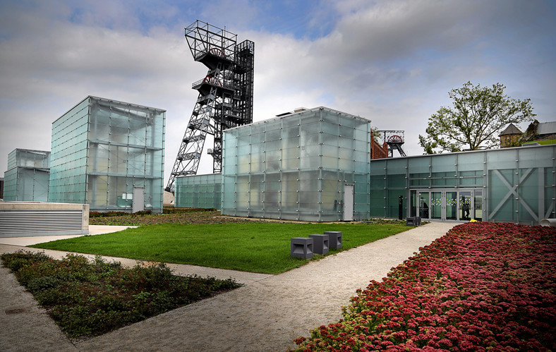 Muzeum Śląskie - nowa siedziba z wejściem do części podziemnej 