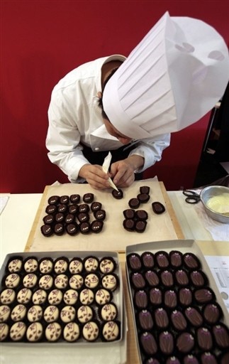 FRANCE-LIFESTYLE-GASTRONOMY-FOOD-CHOCOLATE