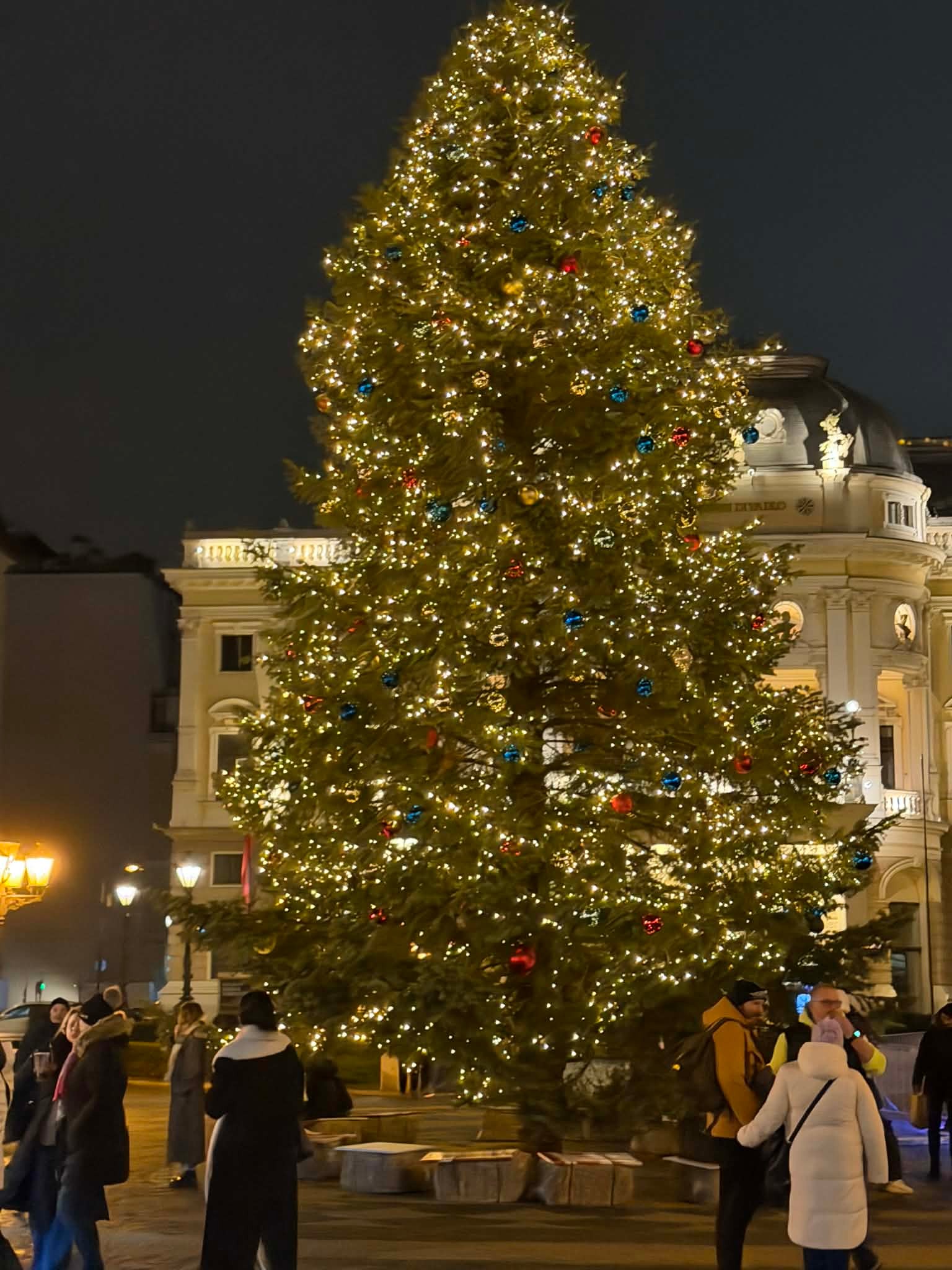 Vianočné trhy v Bratislave 2025.