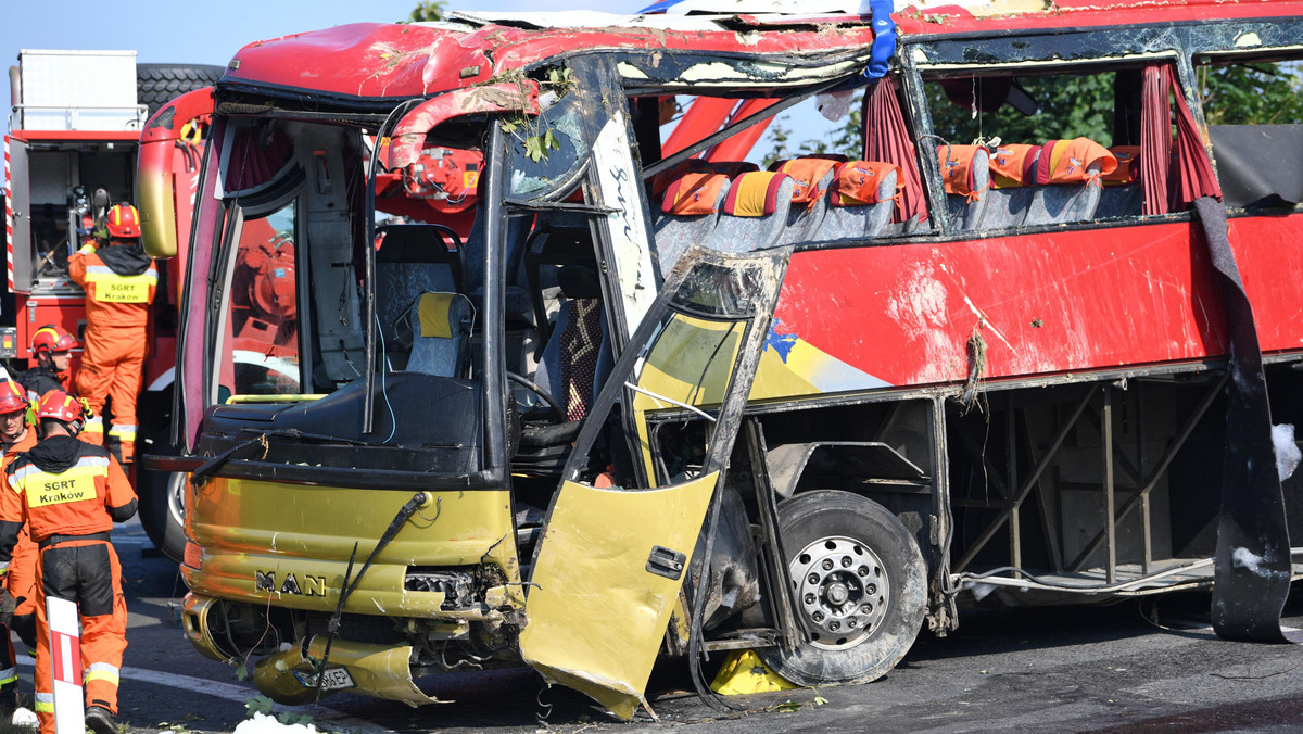 Wypadek autokaru w Leszczawie Dolnej. Kierowca nie przyznał się do zarzutów