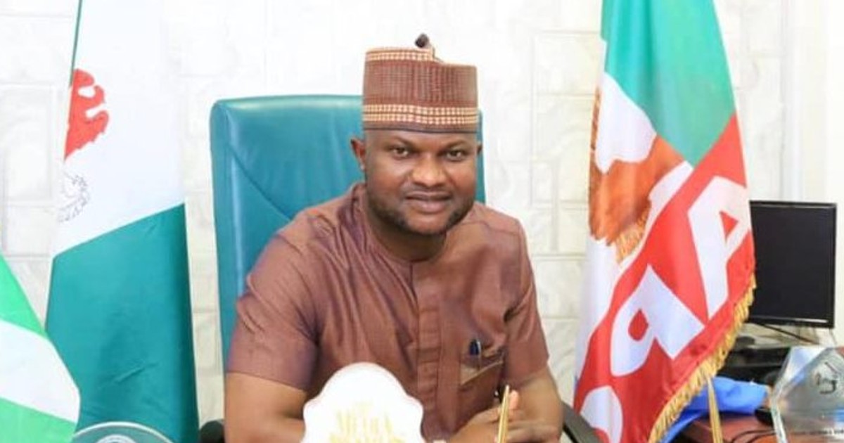 Ganduje congratulates Idahosa on his emergence as Edo APC guber candidate - Vimarsana News