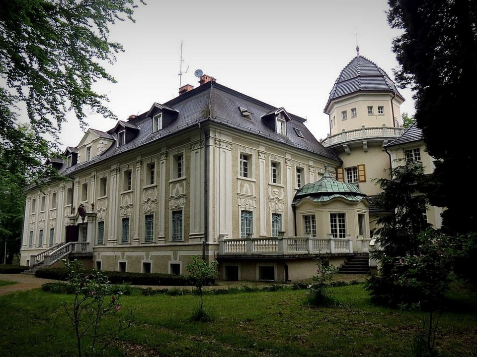 Zespół pałacowy z parkiem angielskim w Bagnie k. Wrocławia