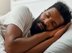 5 health benefits of sleeping on your left side