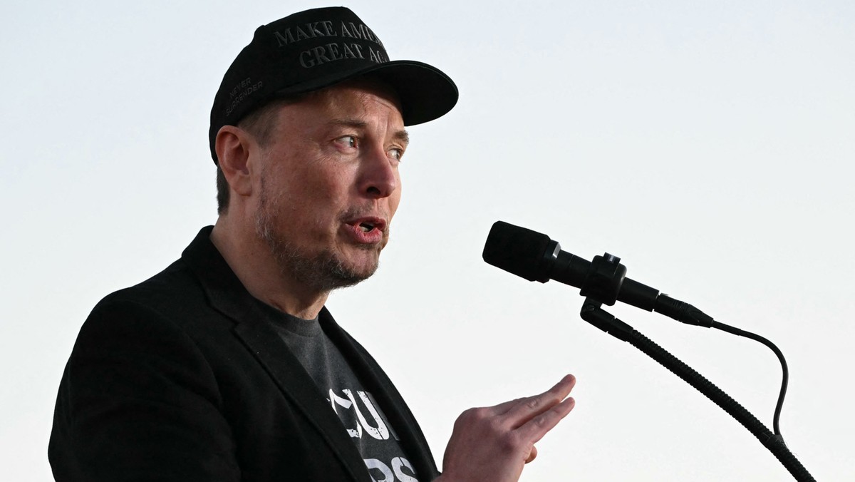 Elon Musk spotkał się z krytyką ze strony unijnych polityków, którzy zwołali debatę w PE o mediach społecznościowych [Źródło: Onet]