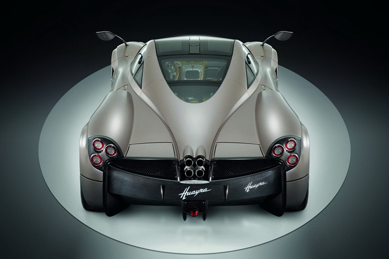 Pagani Huayra się objawiła