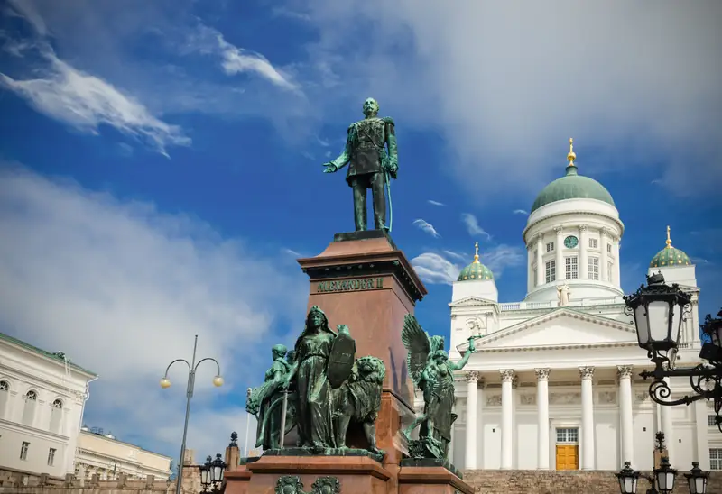 Helsinki to miasto, w którym nowoczesność przeplata się z historią