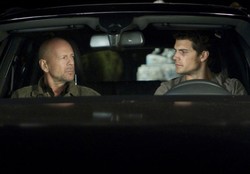 "Zimne światło dnia" – pamiętniki z (krwawych) wakacji