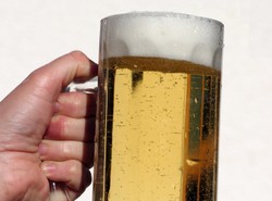 Nie będzie piwa na stadionach i koncertach