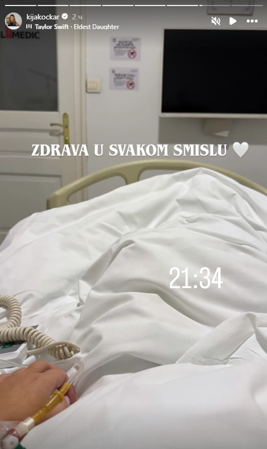 "Niko kao ti, ponosan na tebe..." Kija Kockar je operisana, a u bolničku sobu joj je stigao buket cveća