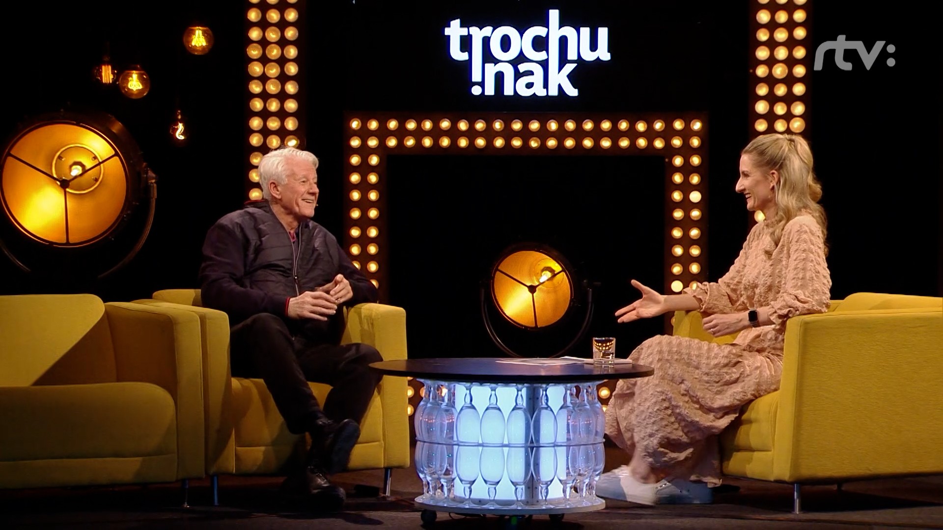 Talkšou Trochu inak s Adelou.