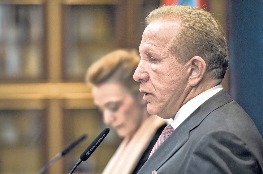 ... a Bedžetu Pacoliju Dačić nije jer - ne tvituje