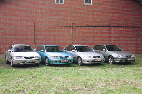 Honda Accord, Mazda 626, Nissan Primera, Toyota Avensis - Mocarze klasy średniej