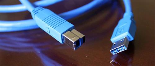 Przyspieszenie USB 3.0 może wymagać również opracowania nowych przewodów, ponieważ niektóre obecnie stosowane mogą stanowić wąskie gardło przy transferze danych