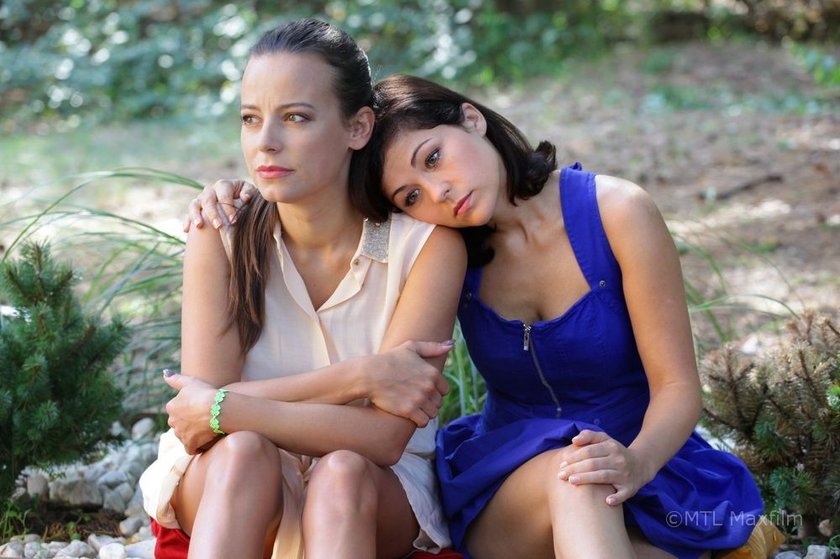 Magda (Anna Mucha) i Kinga (Kasia Cichopek)